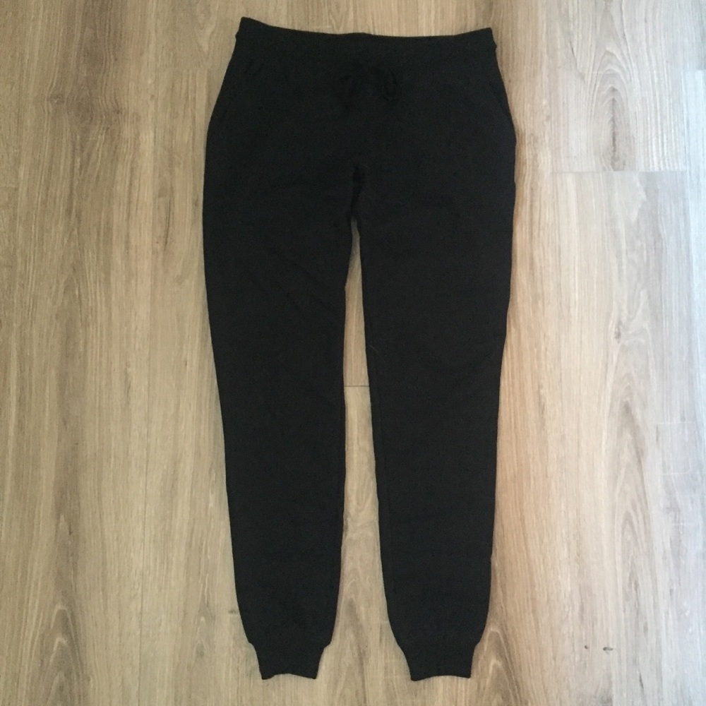 Tillys jogger pants